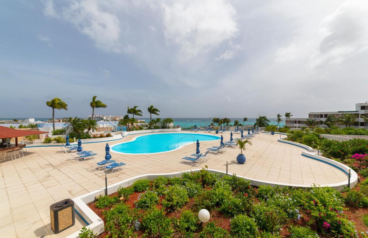 Royal Islander Club Resort La Terrasse Lowlands Exterior photo